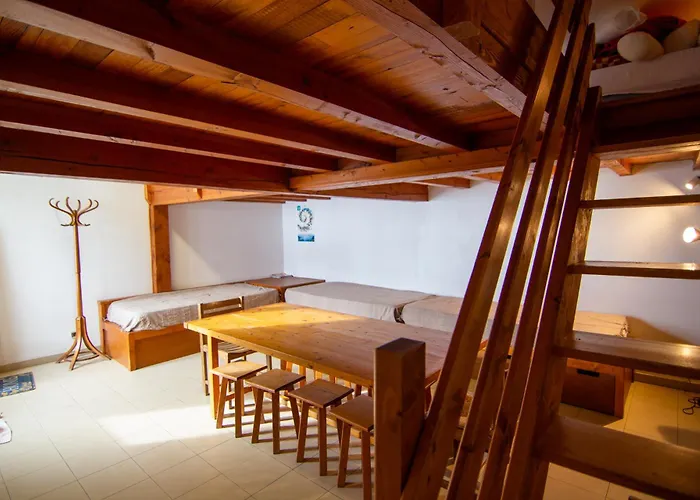 Le Logis Des Dieux Herberg Sarrancolin